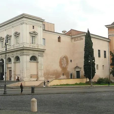 Colosseo 85 Rzym